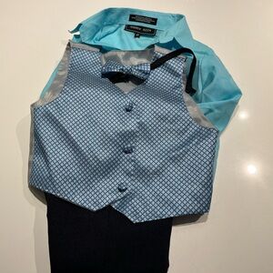 Boys 4pc Easter outfit vest and bow tie 3T